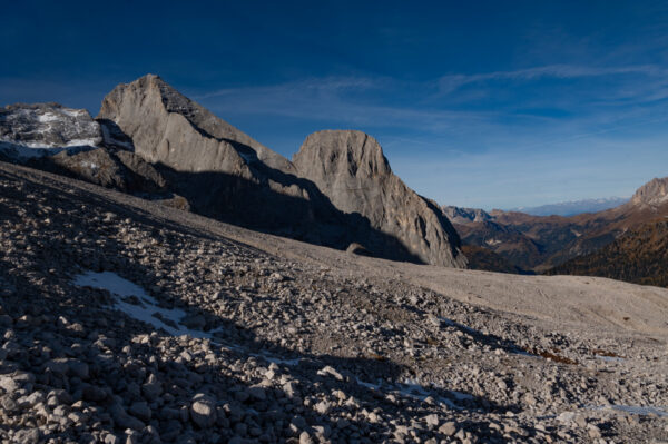 Lago di Fedaia al rifugio Pian dei Fiacconi