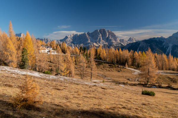 Rifugio città di Fiume al lago di Federa